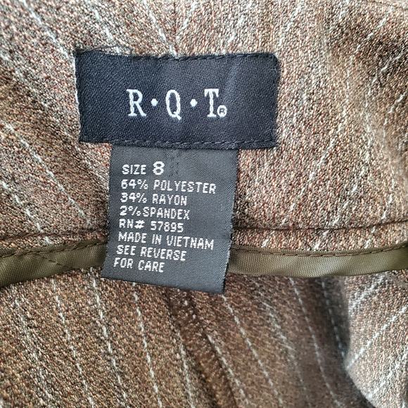 R.Q.T Striped Cuffed Ankle Pants Suit 8 - Picture 15 of 16